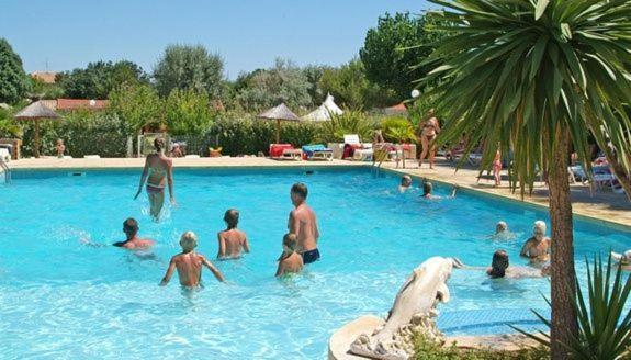 Camping Beau Rivage Hotel Meze Ngoại thất bức ảnh